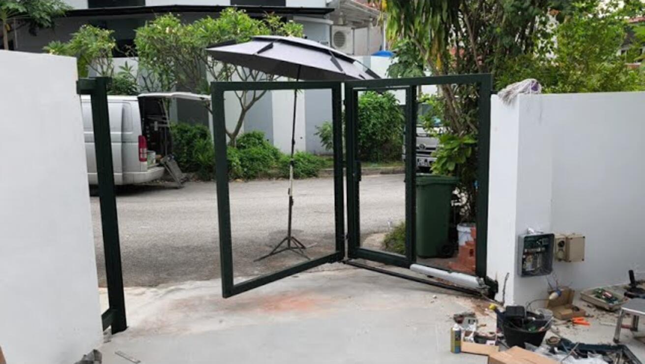 Trackless Bi-fold System - 6