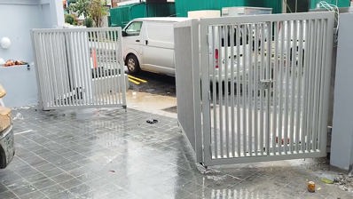 Auto Trackless Folding Gate Singapore | JL Autogate Engineering